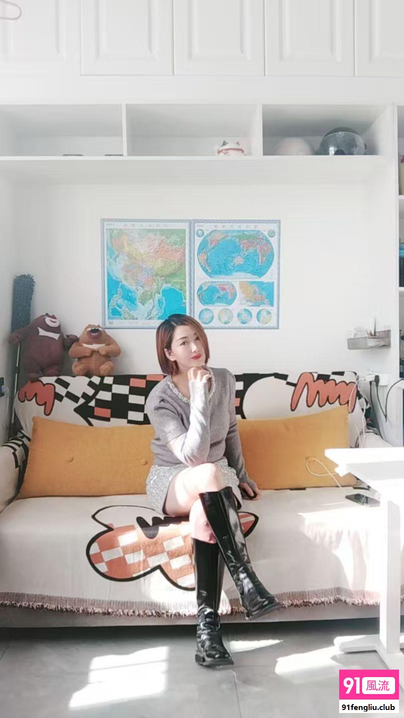 劲松气质短发少妇